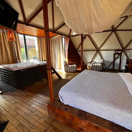 Mandalin Glamping *