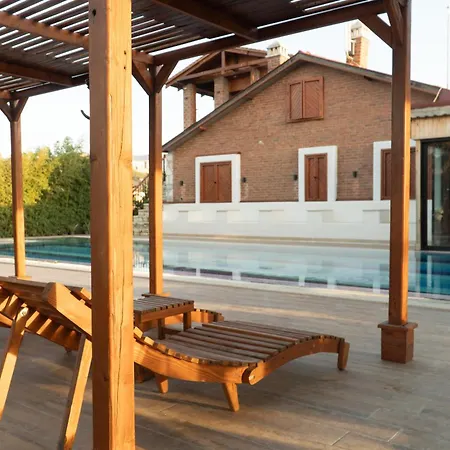 Ξενοδοχείο Mandalin Glamping